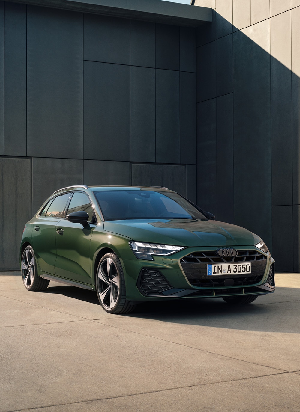 Card Teaser_Audi_A3-2.jpg
